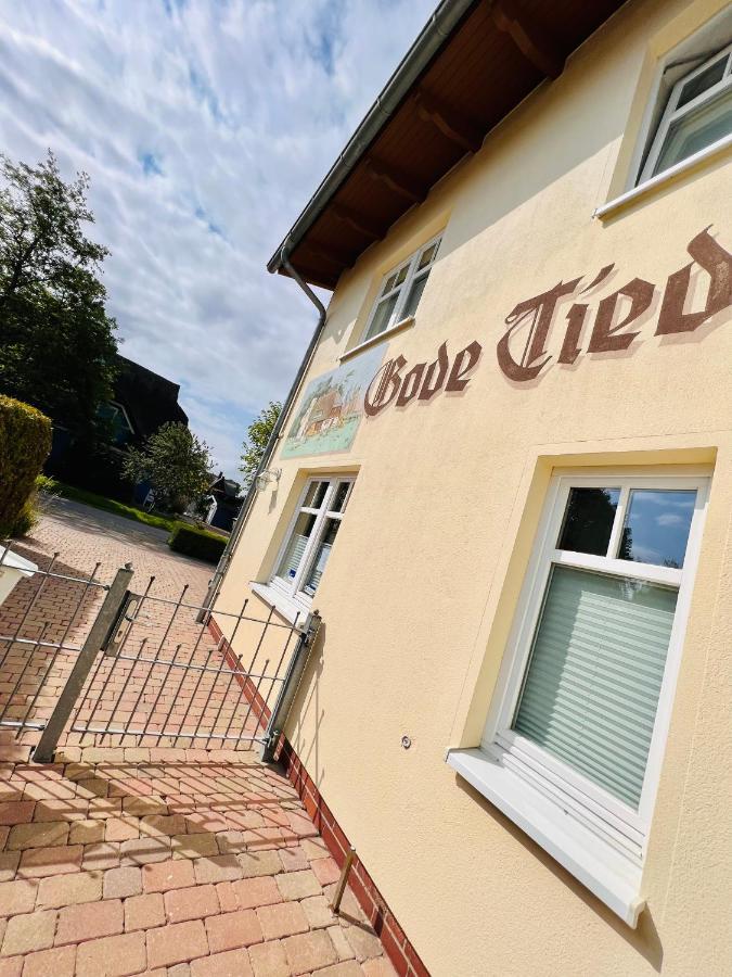 Hotel Gode Tied Zingst Extérieur photo